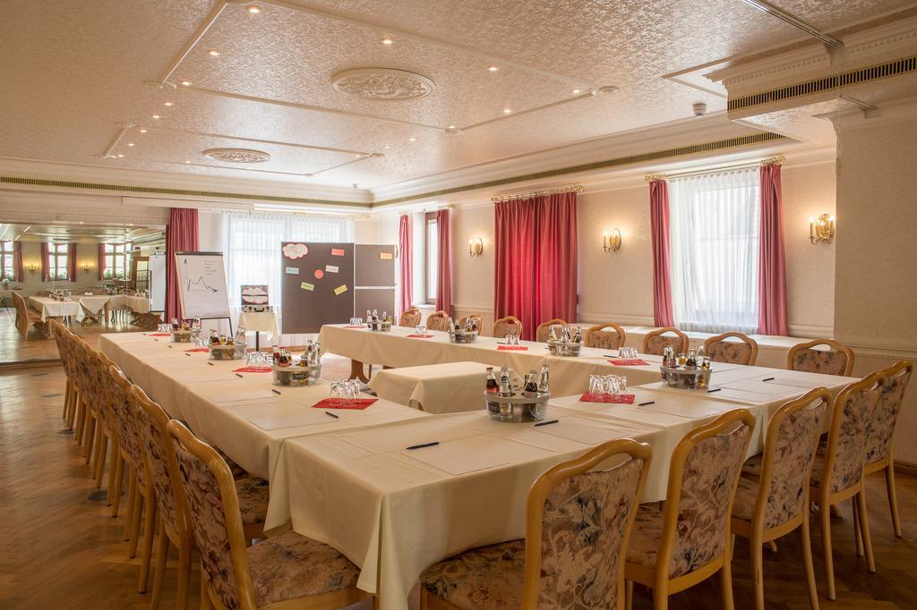 Hotel Schwarzer Adler Tangermünde المظهر الخارجي الصورة