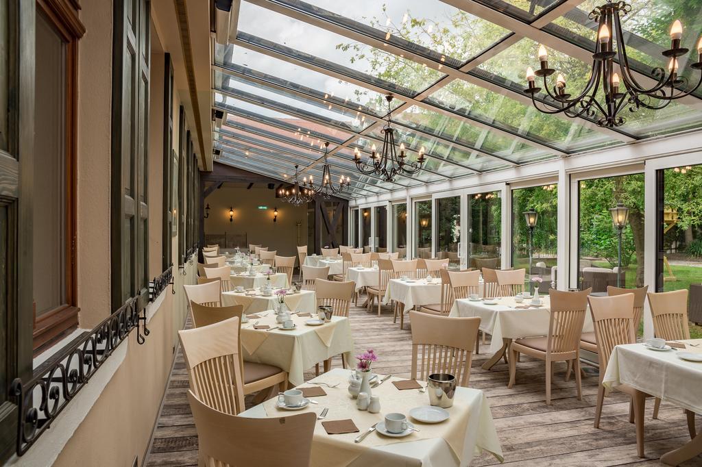 Hotel Schwarzer Adler Tangermünde المظهر الخارجي الصورة