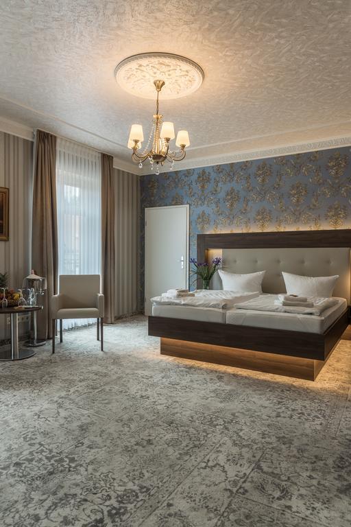 Hotel Schwarzer Adler Tangermünde المظهر الخارجي الصورة